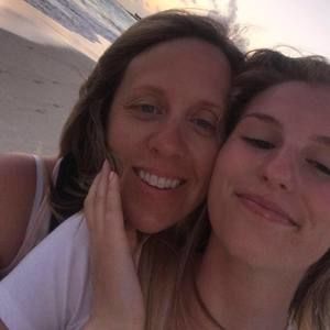 Meet your Posher, Amelia